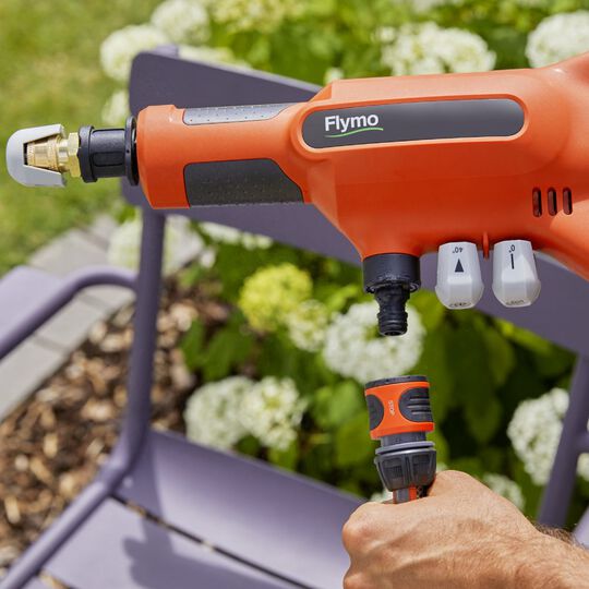 Flymo EasiClean battery pressure cleaner image number null